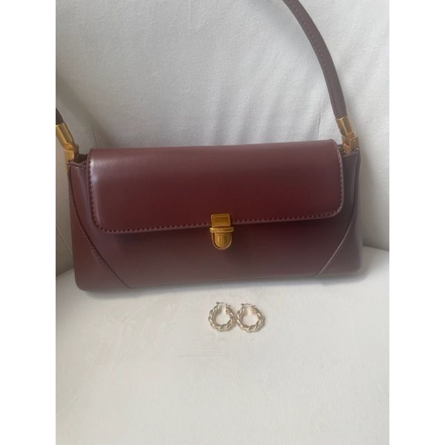 Audrey Baguette Shoulder Bag - Kiyana Boutique