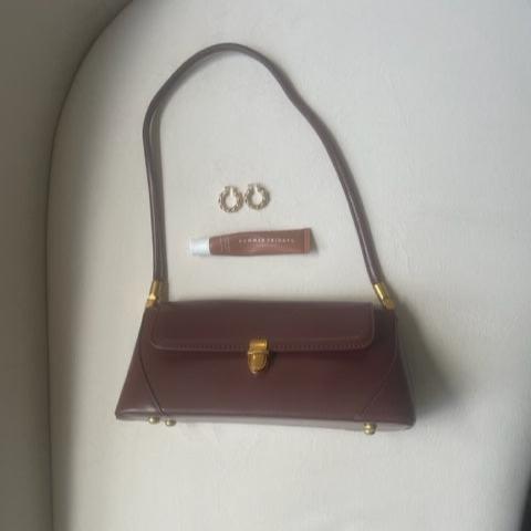 Audrey Baguette Shoulder Bag - Kiyana Boutique