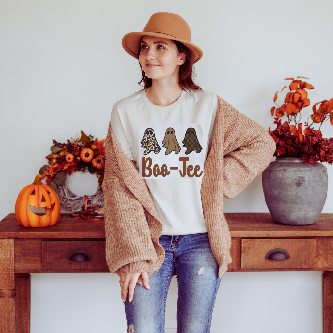 Boo-Jee Crewneck T-shirt - Kiyana Boutique