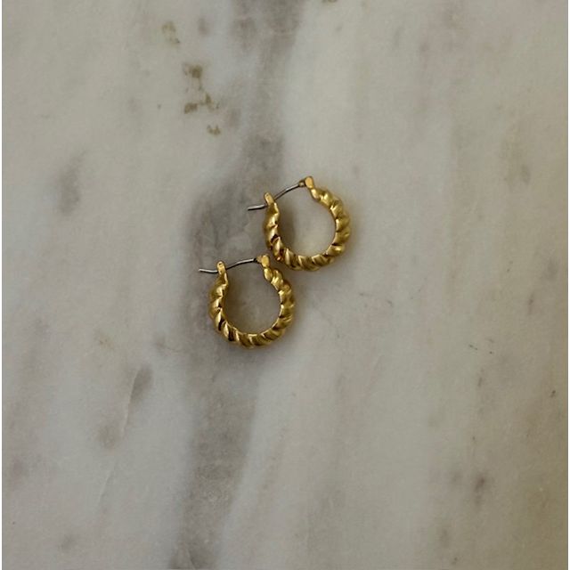 Eloise Gold Rope Hoop Earrings - Kiyana Boutique