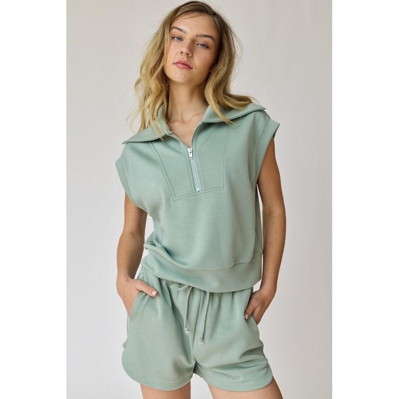 Cropped half-zip sweatshirt and shorts set