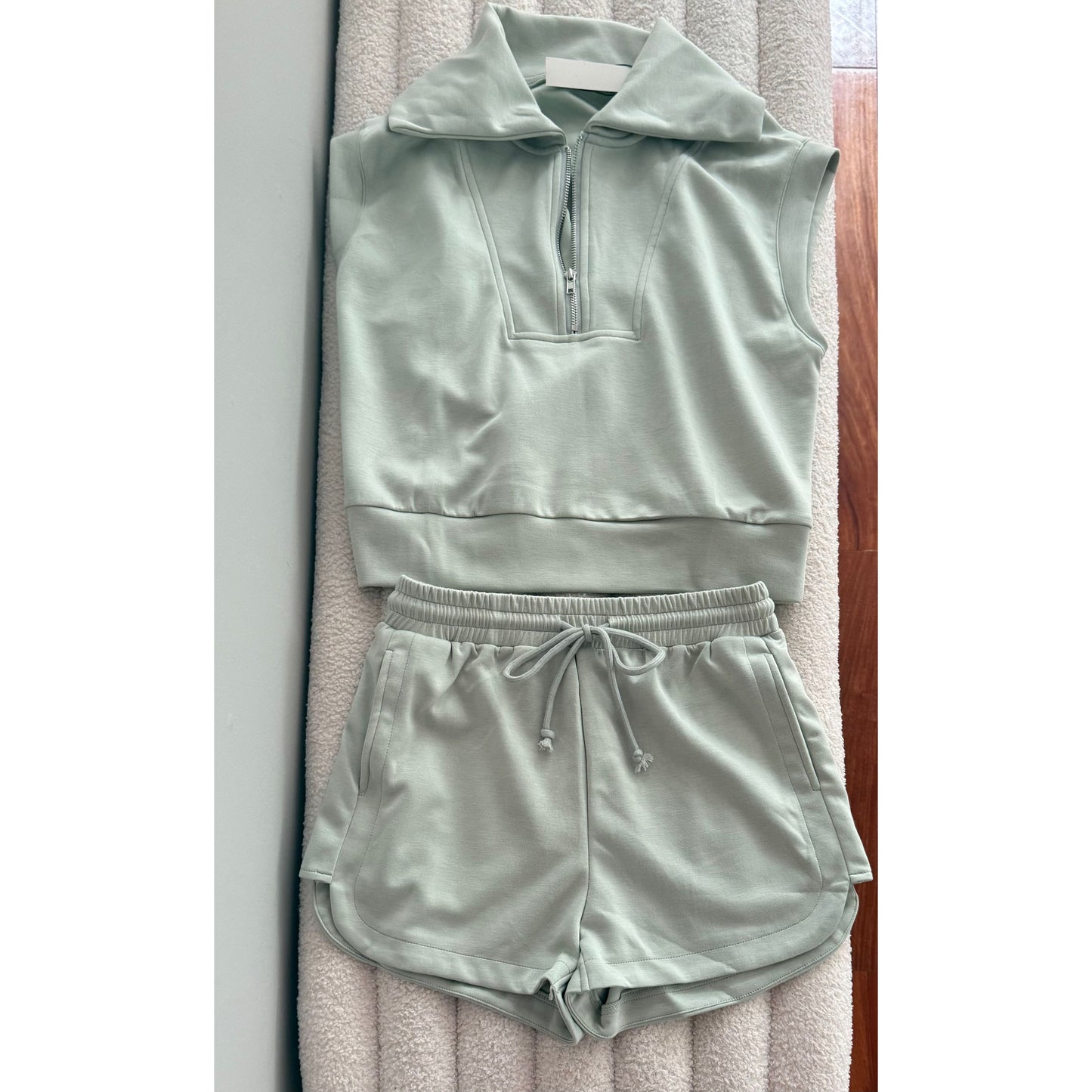 Soft two-piece lounge set