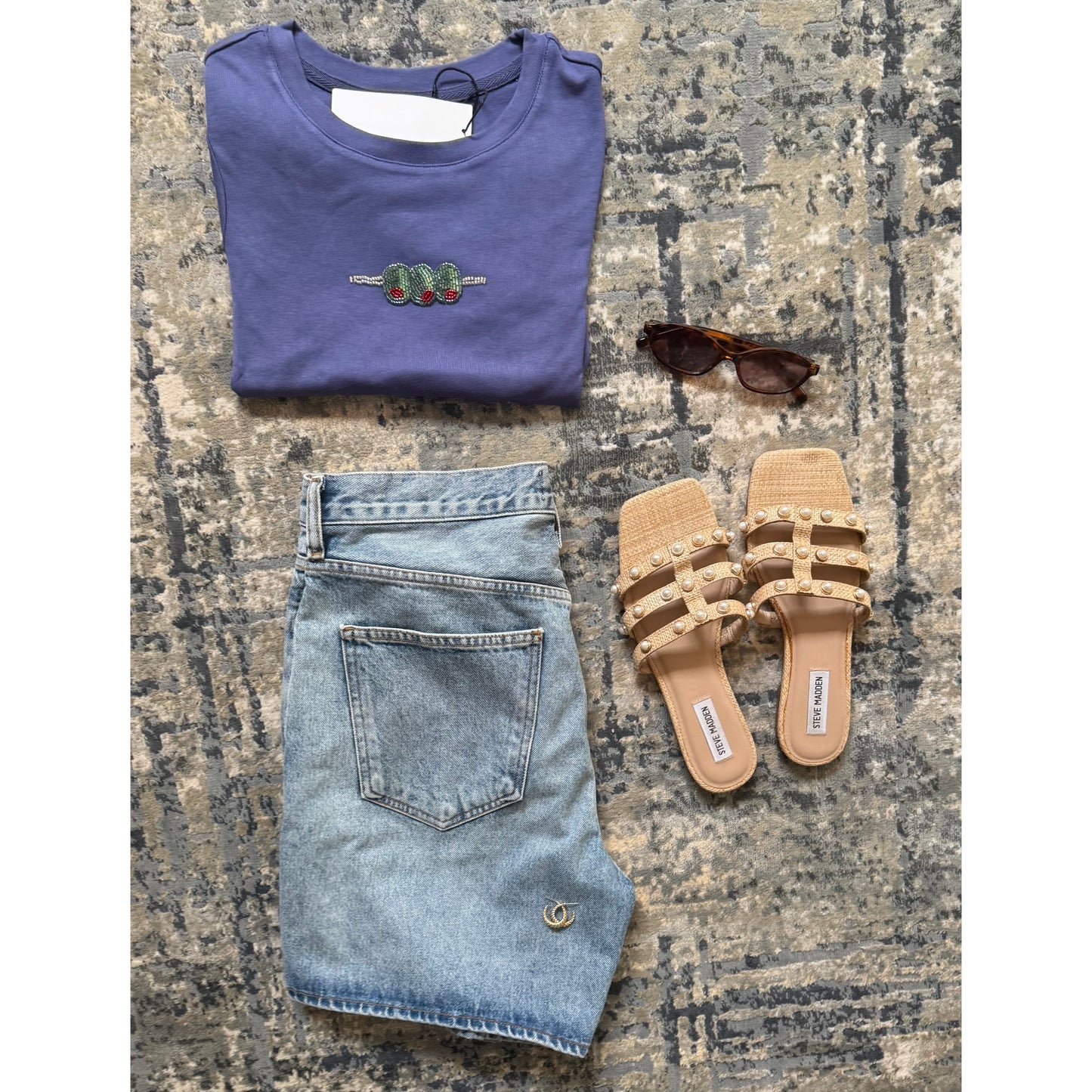 Olive Beaded Tee Periwinkle - Kiyana Boutique