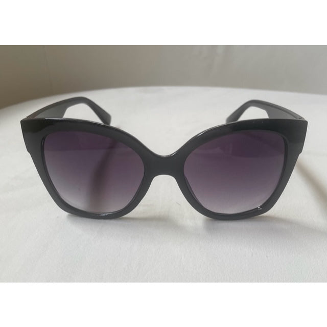 Sunny Days Square Cat Eye Sunglasses - Kiyana Boutique