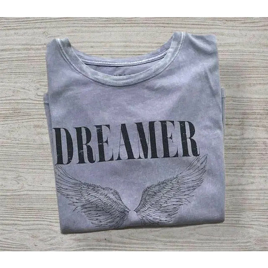 Dreamer Graphic T-Shirt in Lavender Kiyana Boutique
