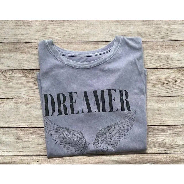 Dreamer Graphic T-Shirt in Lavender Kiyana Boutique