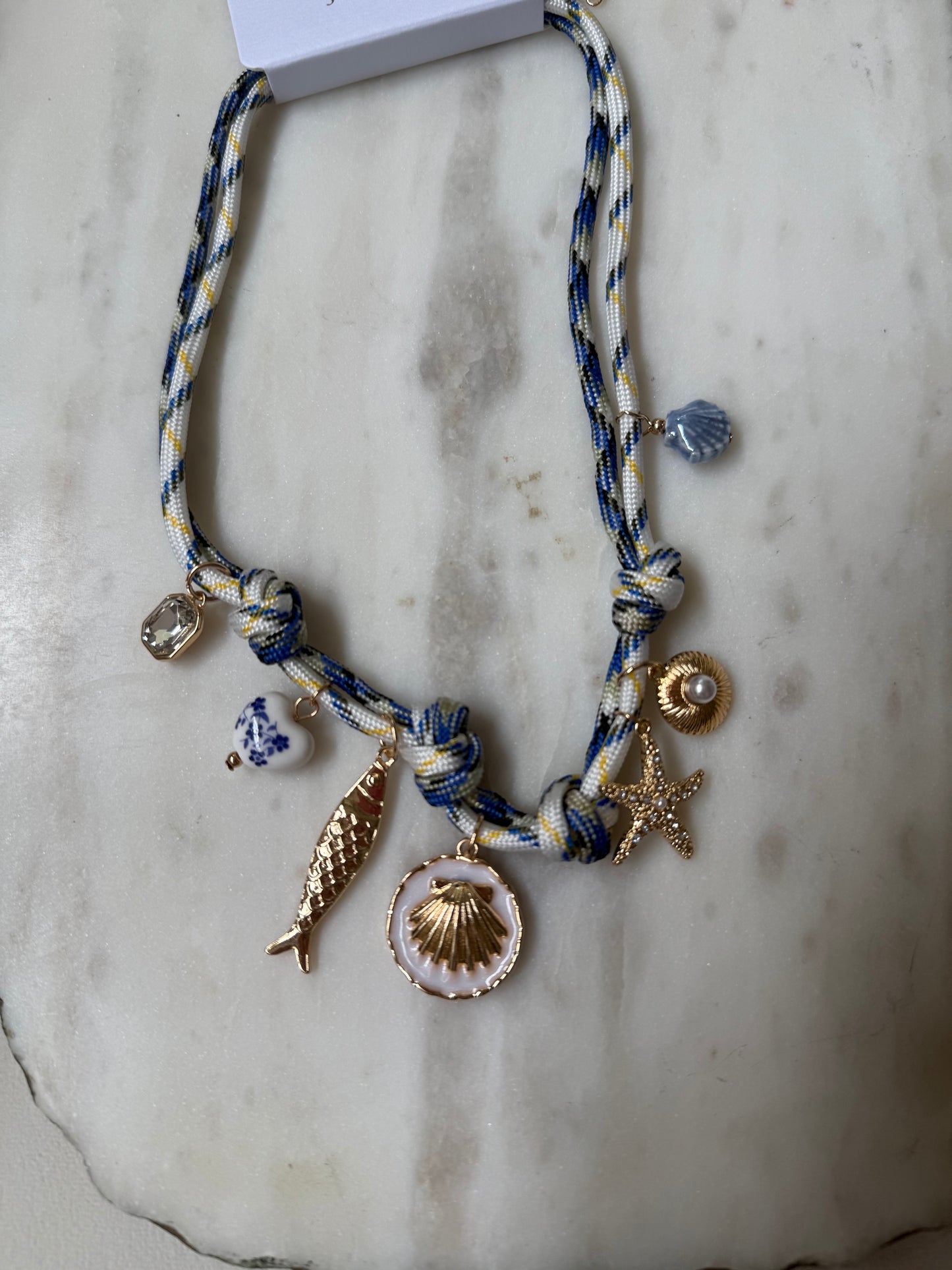 Lisboa Rope Starfish Charm Necklace - Kiyana Boutique