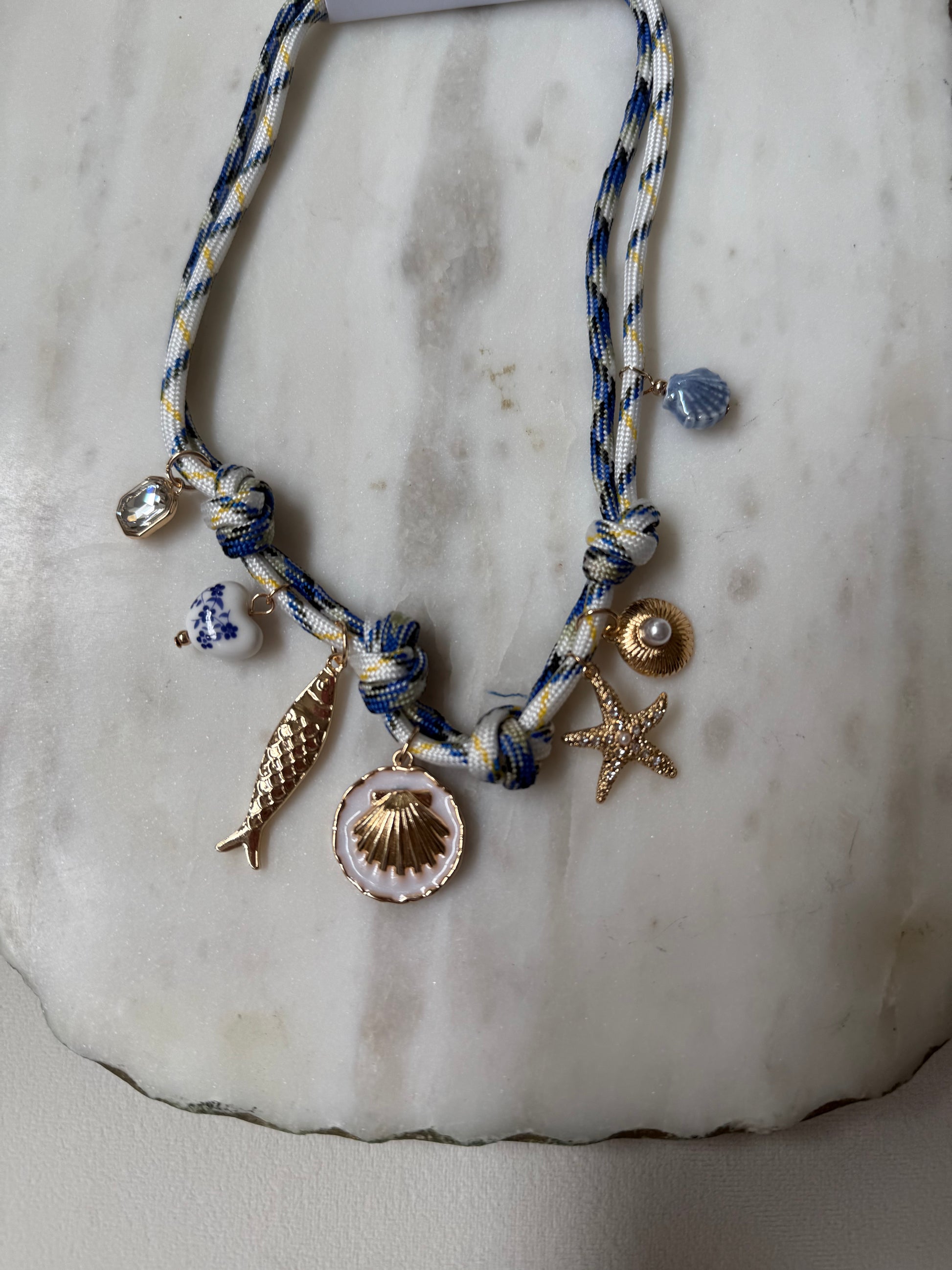 Lisboa Rope Starfish Charm Necklace - Kiyana Boutique