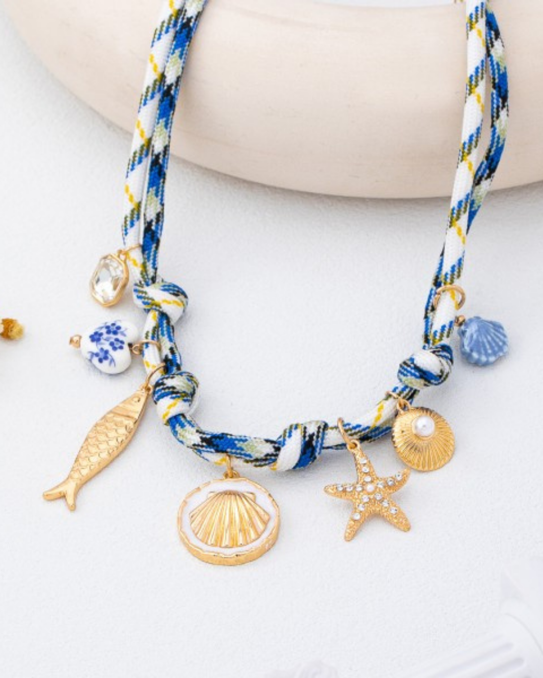 Lisboa Rope Starfish Charm Necklace - Kiyana Boutique