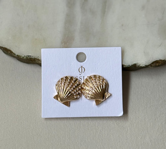 Seaside Scalloped Shell Pearl Stud Earrings - Kiyana Boutique