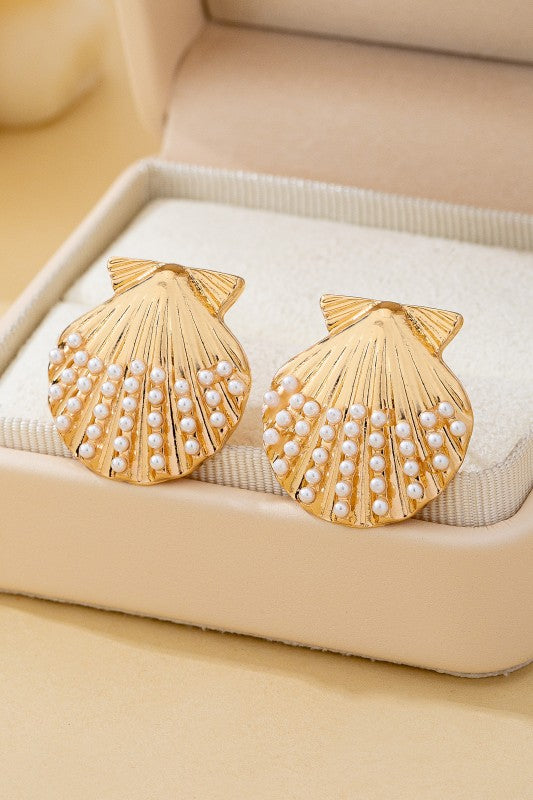 Seaside Scalloped Shell Pearl Stud Earrings - Kiyana Boutique